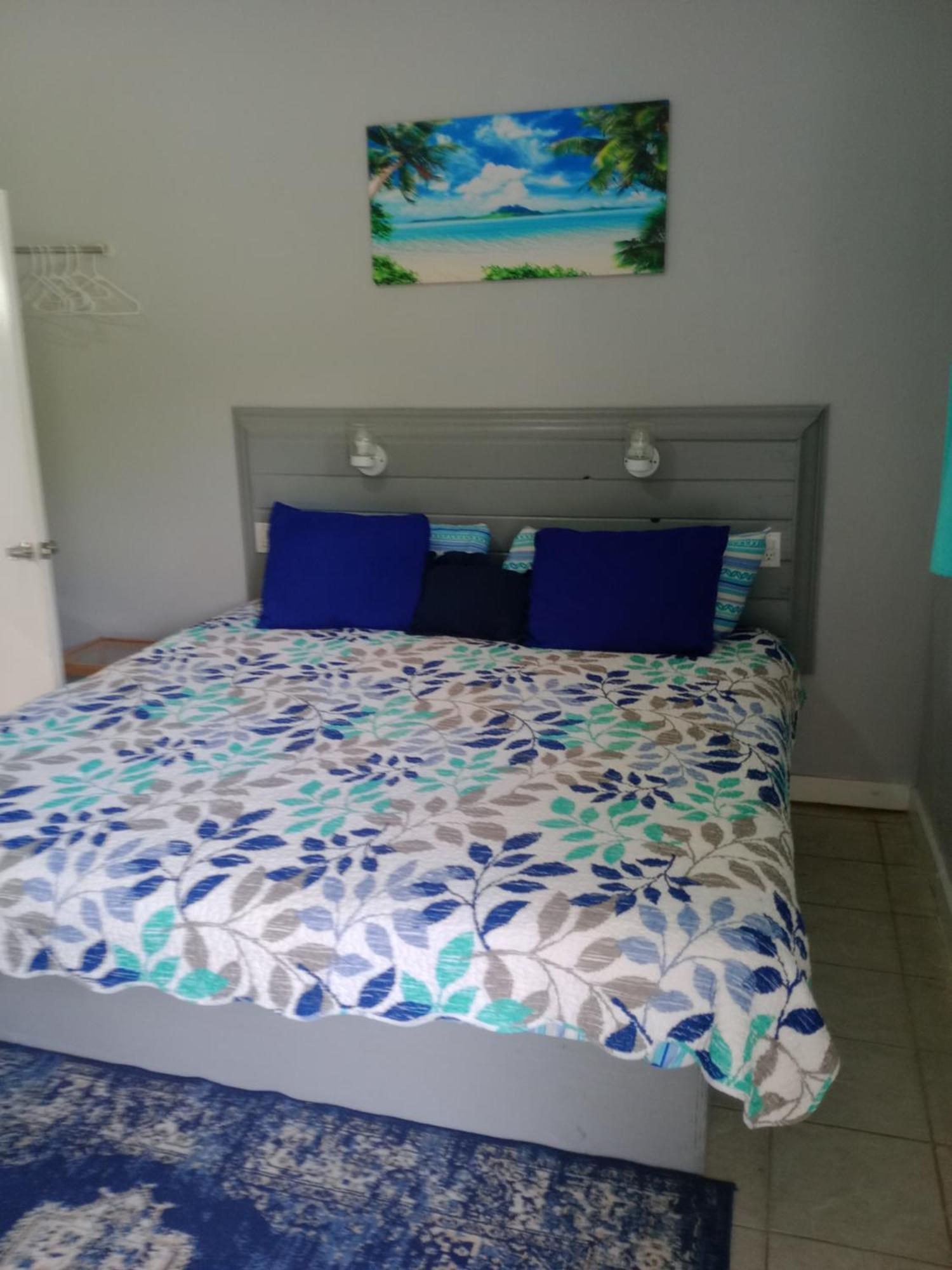 Surfers Manor Motel Gregory Town Eksteriør bilde